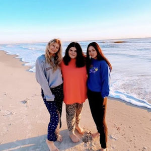 Meet your Posher, Ella